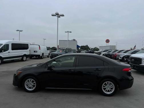 2022 Toyota Corolla Hybrid LE