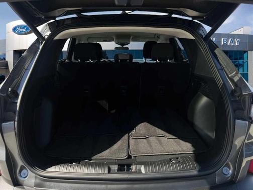 Carbonized Gray Metallic 2021 Ford Escape SE