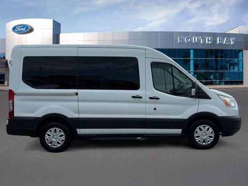 Oxford White 2016 Ford Transit-150 XLT