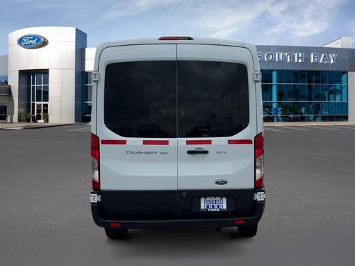 Oxford White 2016 Ford Transit-150 XLT