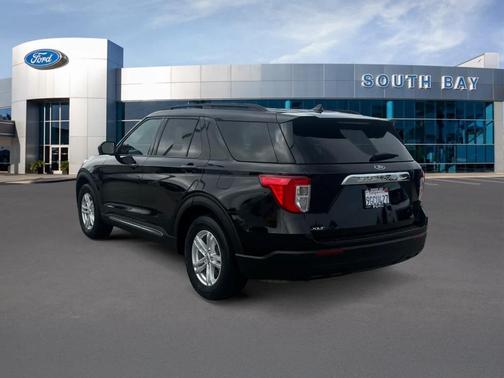 Agate Black Metallic 2023 Ford Explorer XLT