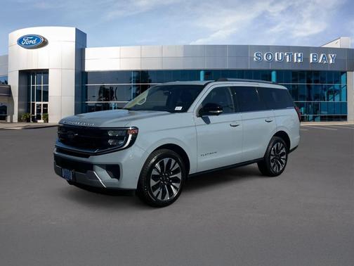 Glacier Gray Metallic 2025 Ford Expedition Platinum