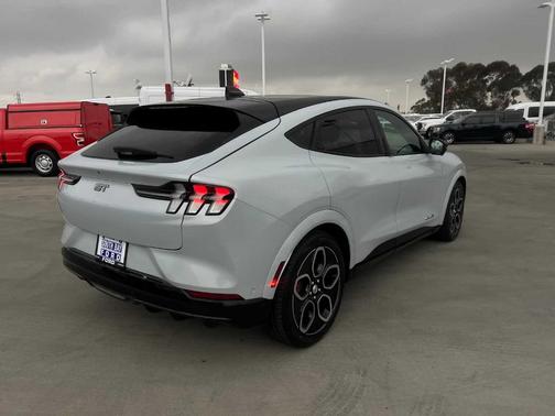 2022 Ford Mustang Mach-E GT