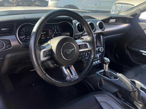 2021 Ford Mustang EcoBoost Premium