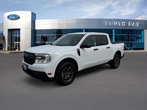 Oxford White 2024 Ford Maverick XLT
