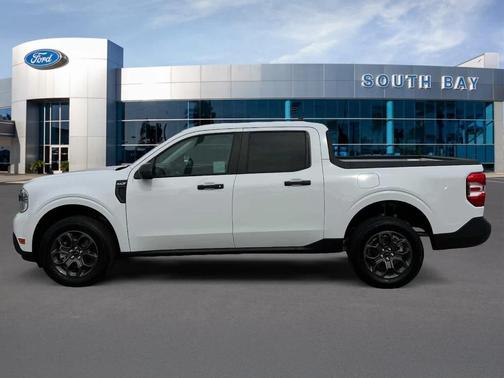 Oxford White 2024 Ford Maverick XLT