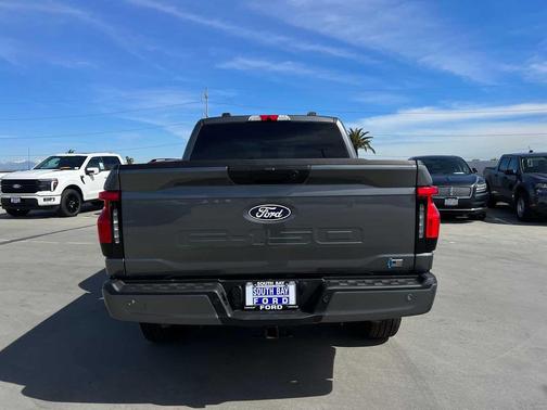 2025 Ford F-150 Lightning XLT