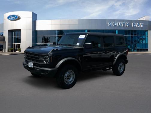 Shadow Black 2022 Ford Bronco Base