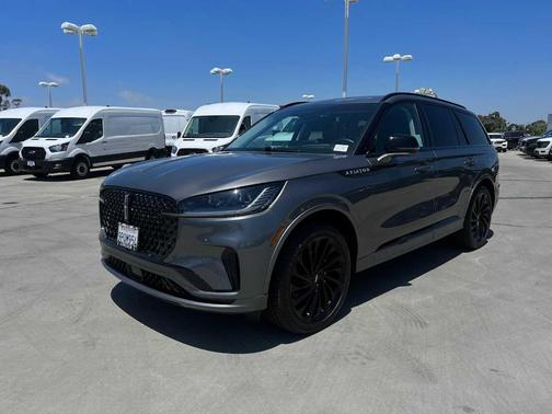 Metallic 2025 Lincoln Aviator Reserve AWD