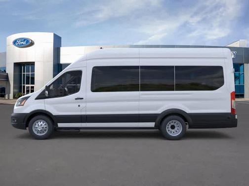2025 Ford Transit-350 XL