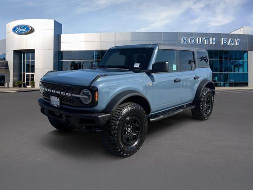 Azure Gray Metallic 2024 Ford Bronco Wildtrak