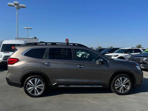 2022 Subaru Ascent Touring 7-Passenger