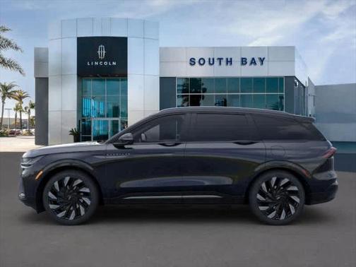 2025 Lincoln Nautilus Reserve