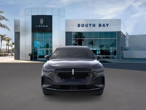 2025 Lincoln Nautilus Reserve