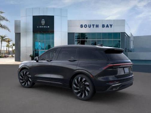 2025 Lincoln Nautilus Reserve