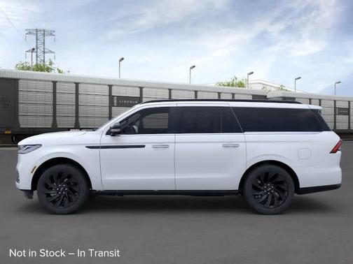 2025 Lincoln Navigator L Reserve