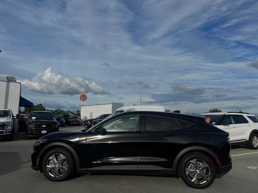 2023 Ford Mustang Mach-E Select