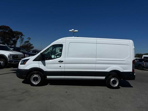 2025 Ford Transit-250 148 WB Medium Roof Cargo