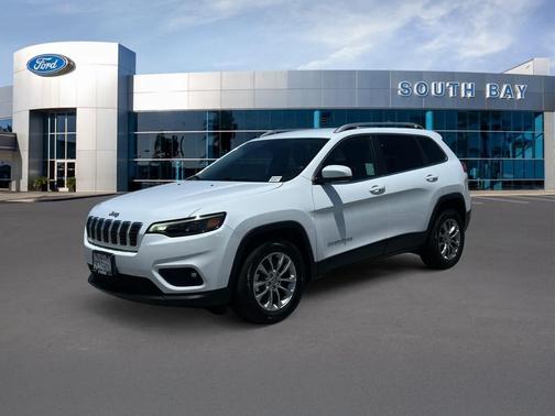 Bright White Clearcoat 2021 Jeep Cherokee Latitude Lux