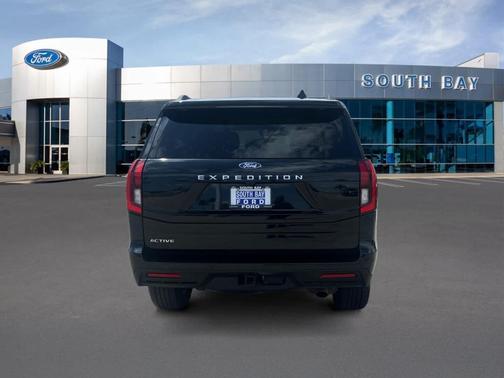Agate Black Metallic 2025 Ford Expedition Active