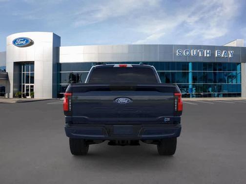 2025 Ford F-150 Lightning XLT