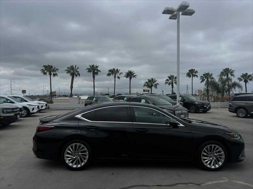 2023 Lexus ES 350 Luxury