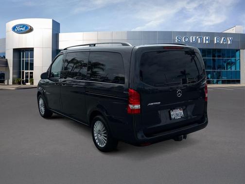 Graphite Gray Metallic 2022 Mercedes-Benz Metris Base