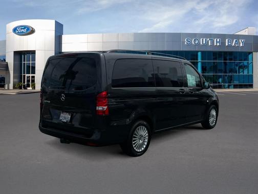 Graphite Gray Metallic 2022 Mercedes-Benz Metris Base