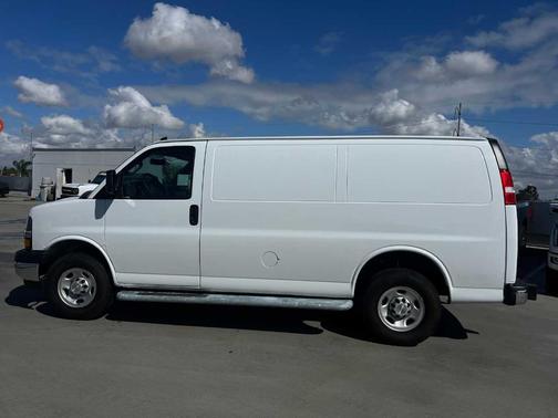 2024 Chevrolet Express 2500 Work Van