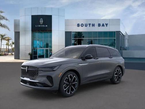 2025 Lincoln Nautilus Reserve