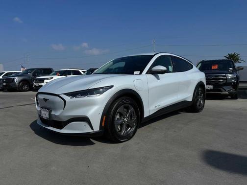 2021 Ford Mustang Mach-E Select