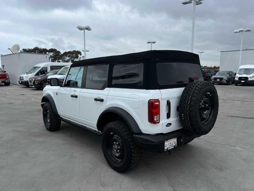 2023 Ford Bronco Black Diamond