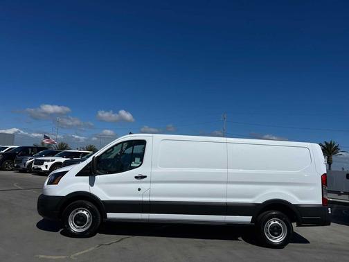 2022 Ford Transit-250