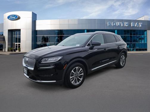 Infinite Black Metallic 2023 Lincoln Nautilus Reserve
