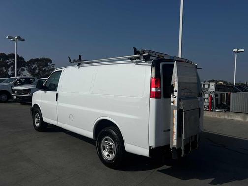2017 Chevrolet Express 2500 Work Van