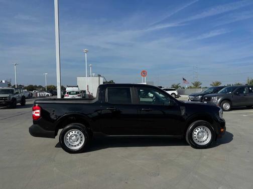 2024 Ford Maverick XL