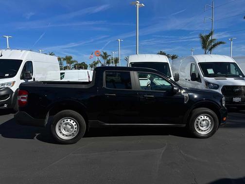 2024 Ford Maverick XL