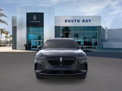 Black Metallic 2026 Lincoln Nautilus Reserve