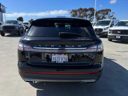 2022 Lincoln Nautilus Standard