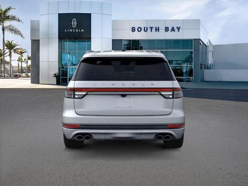 Silver Radiance Metallic 2023 Lincoln Aviator Reserve RWD