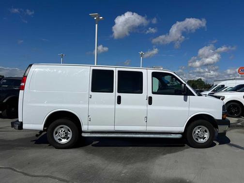 2024 Chevrolet Express 2500 Work Van