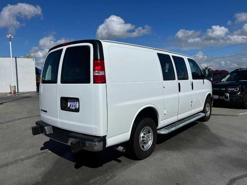2024 Chevrolet Express 2500 Work Van