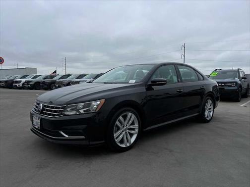 2019 Volkswagen Passat 2.0T Wolfsburg