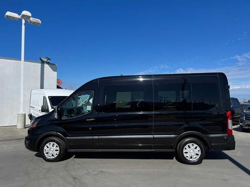 2024 Ford Transit-350 XLT