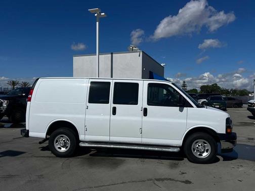 2024 Chevrolet Express 2500 Work Van