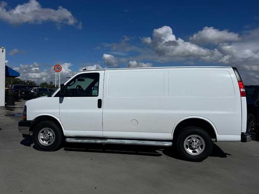 2024 Chevrolet Express 2500 Work Van