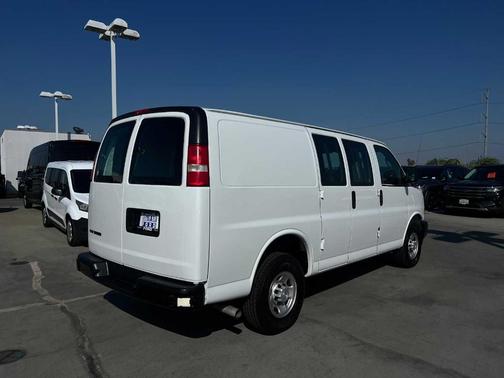 2018 Chevrolet Express 2500 Work Van