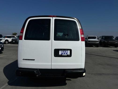 2018 Chevrolet Express 2500 Work Van