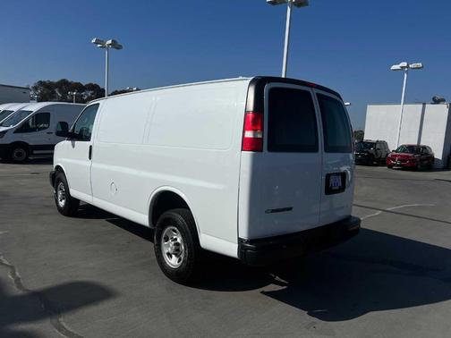 2018 Chevrolet Express 2500 Work Van