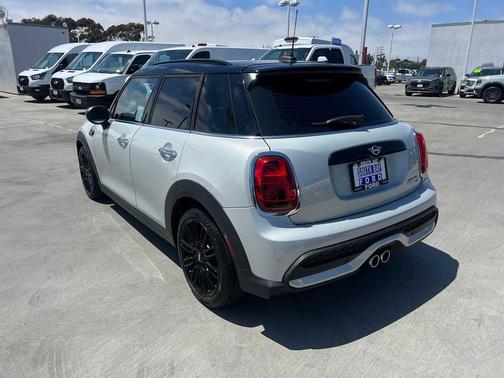 2023 MINI Hardtop Cooper S